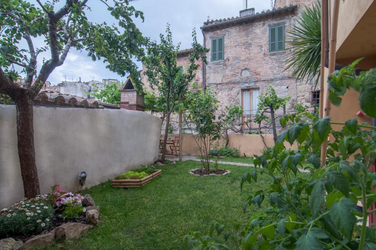Umbrian Concierge - La Casa Dei Pellari Hotel Perúgia Exterior foto